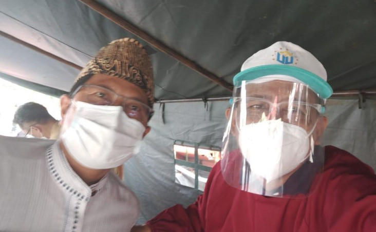 Ustadz Cholil Nafis...