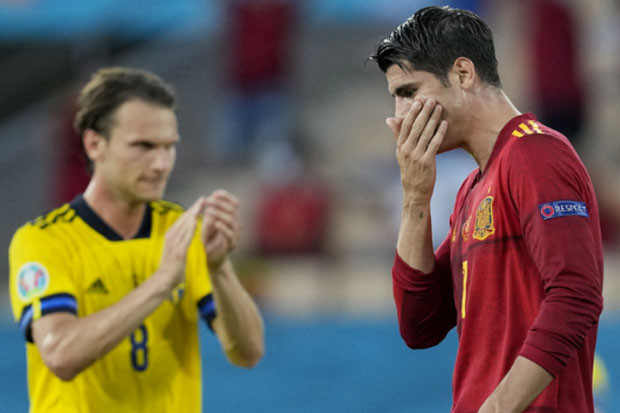 Morata Jadi Bulan-bulanan...