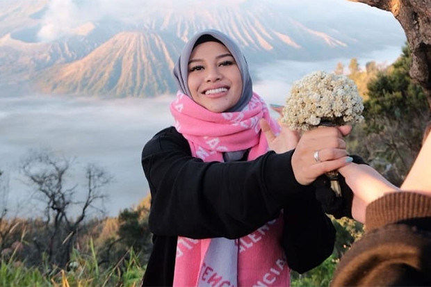 Dikecam Netizen, Aurel...