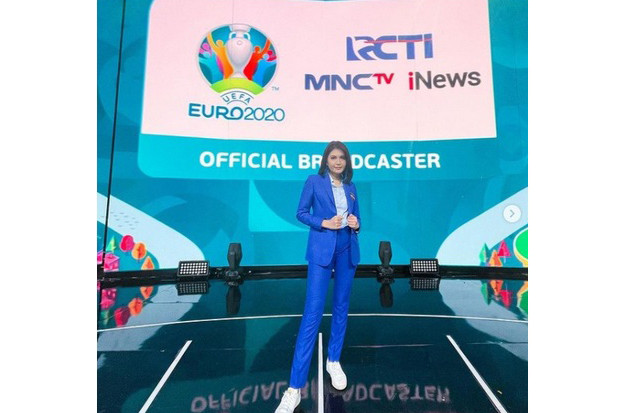 Presenter Sere Kalina...