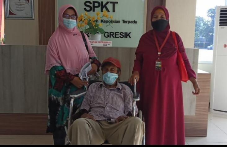 Kisah Pilu Pasutri Lansia...