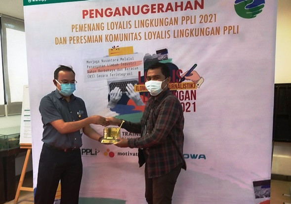 Jurnalis Sindonews Raih...