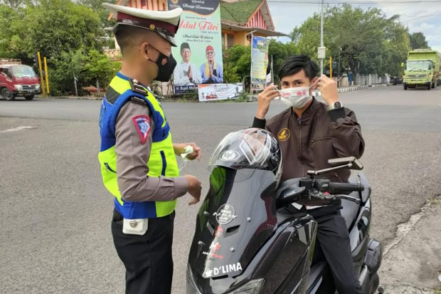 Operasi Yustisi, Polres...