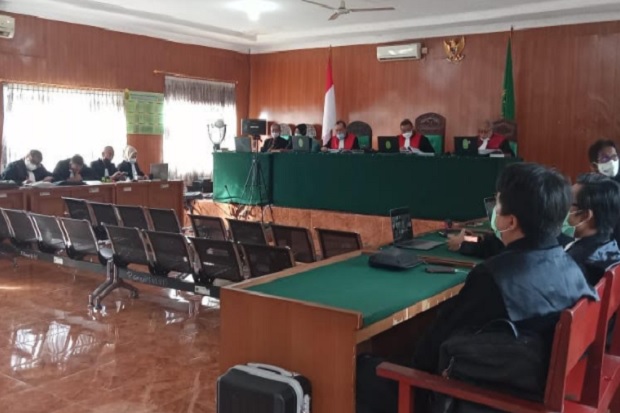 Mantan Bupati Muara...