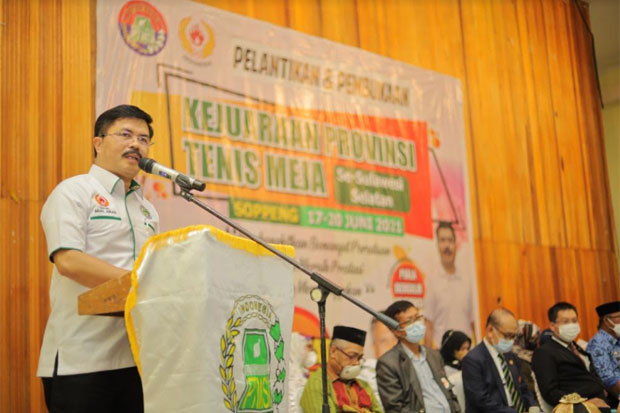 Aras Ingin Lahirkan...