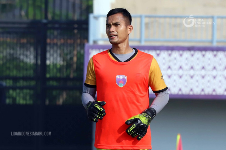 Bekas Kiper Persib Merapat,...