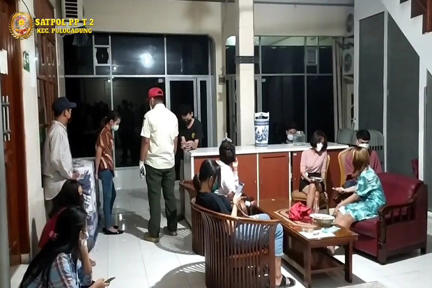 Diduga Jadi Sarang Prostitusi,...