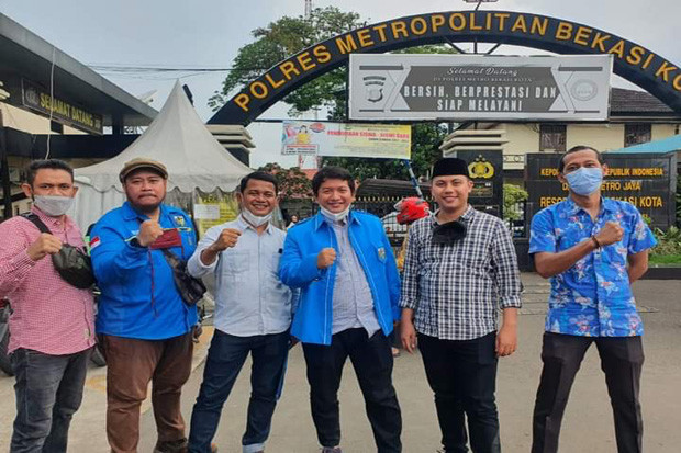 KNPI Bekasi Laporkan...