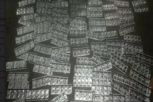 Jual Obat Terlarang...