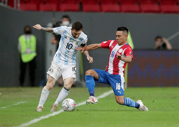 Argentina Tekuk Paraguay...