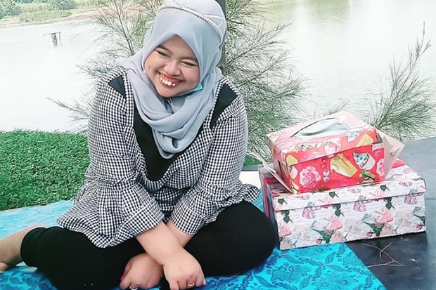 Didesak Netizen Pasang...