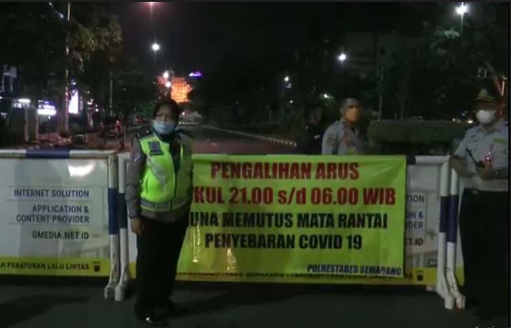 Kasus COVID-19 di Semarang...