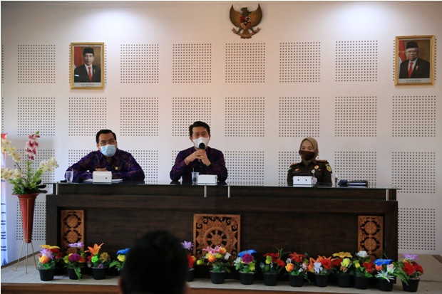Pemkab Klungkung Percepat...