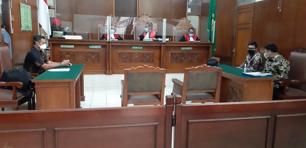 Sidang Sengketa Tanah...