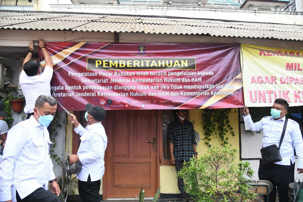 Pengelolaan Pasar Babakan...