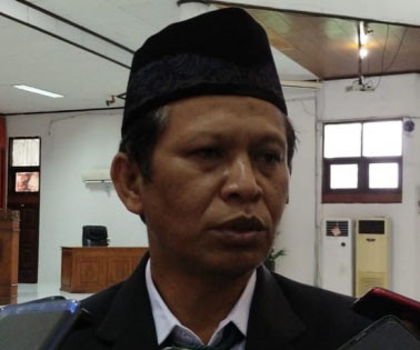 Bupati Mathius Sampaikan...