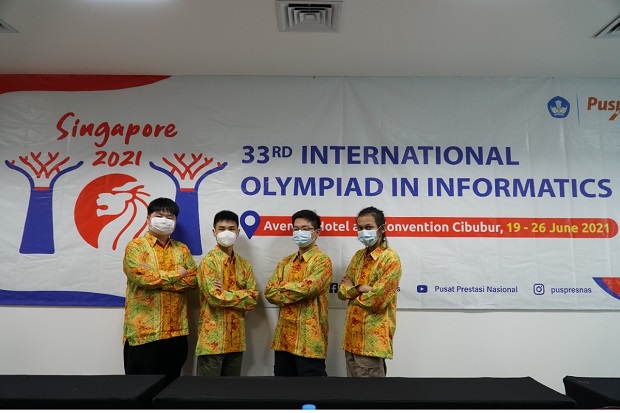 4 Siswa Wakili Indonesia...