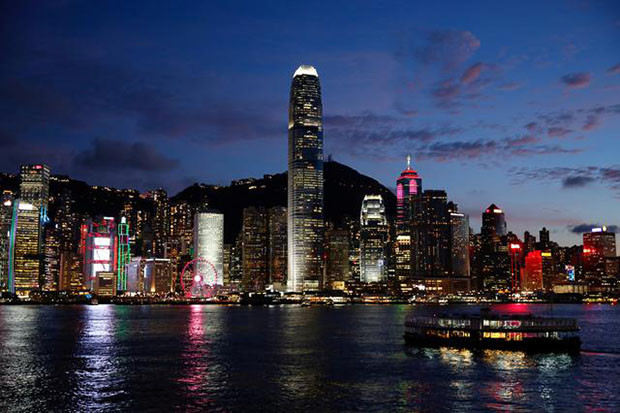 Hong Kong Larang Masuk...