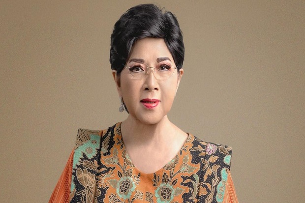 Titiek Puspa Rilis Lagu...