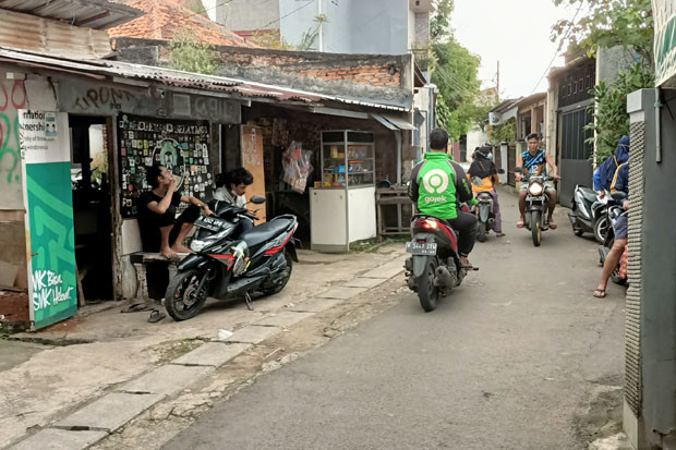 Belasan Orang Positif...