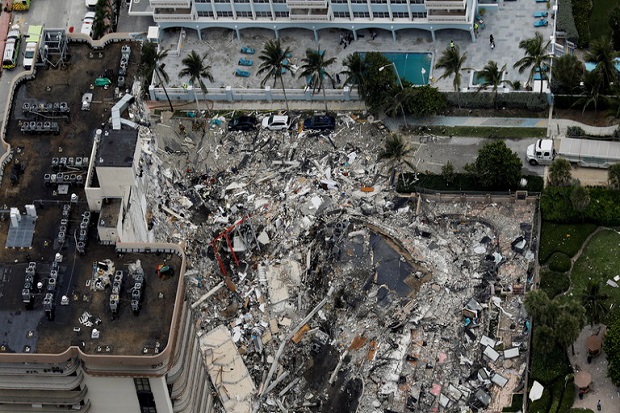Tragedi Gedung Runtuh...