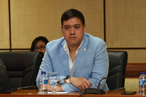 Pertengahan Juli, DPR...