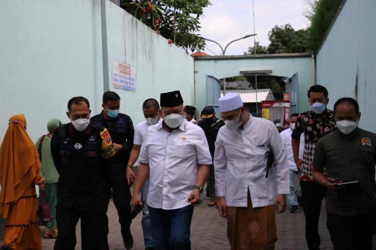 Ketua DPD RI Sesalkan...