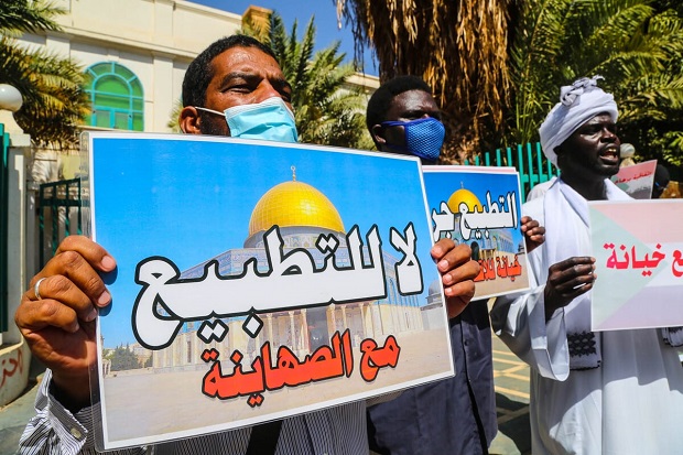 AS Ingkar Janji, Sudan...
