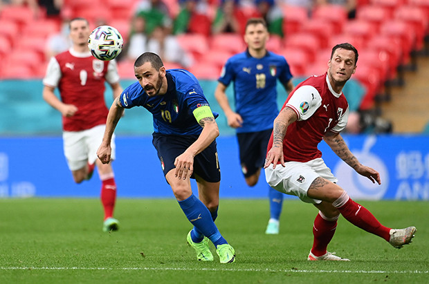 Babak I: Timnas Italia...