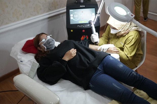 Klinik MS Glow dan J99...