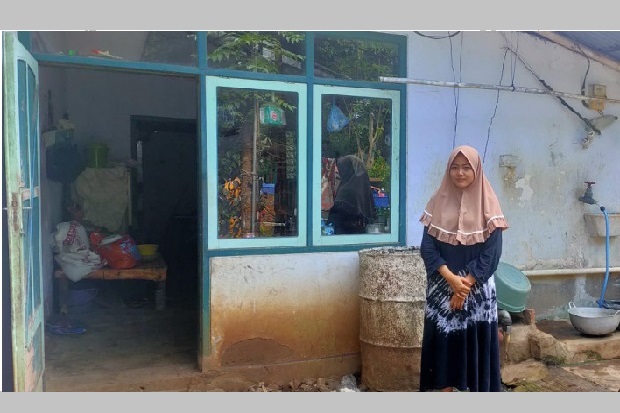 Bangga, Anak Kuli Bangunan...