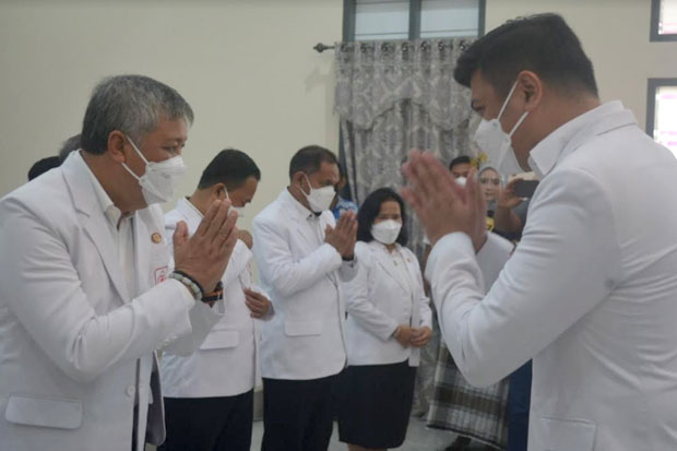 Irwan Hamid Resmi Menjabat...