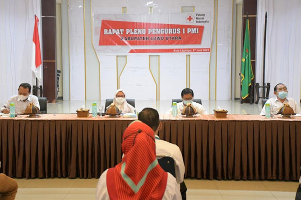 Indah Putri Tunjuk Andi...