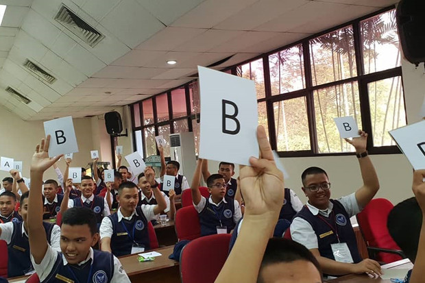 Dapat Beasiswa Rp7,5...