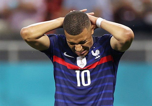 Prancis Tersingkir dari...