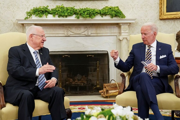 Presiden Biden Yakinkan...