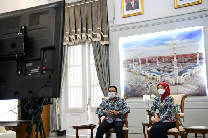 Ridwan Kamil Dampingi...