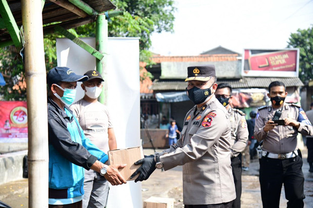 Ratusan Opang, Fakir...