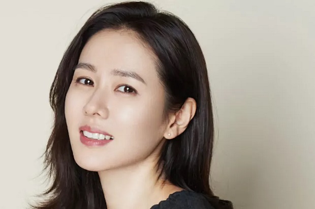 Son Ye Jin Dikonfirmasi...