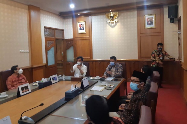 Dibuka Jokowi, Konferensi...