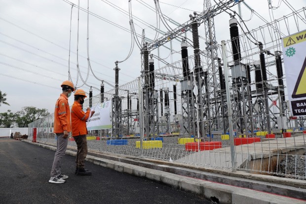 PLN Tuntaskan 14 Proyek...