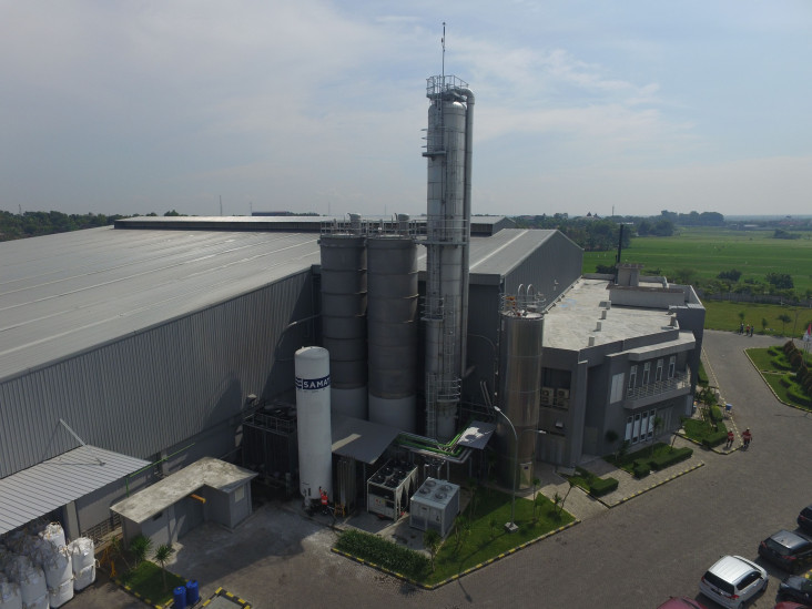 Pabrik Daur Ulang Botol...