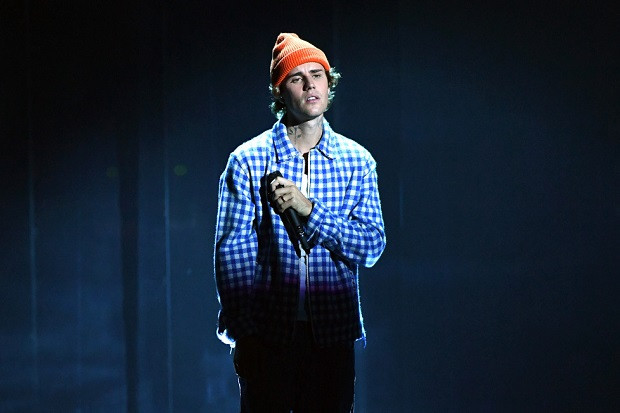 Justin Bieber Minta...