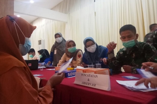 Siapkan Vaksin Gratis,...