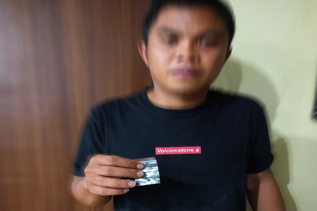 Simpan dan Edarkan Sabu,...