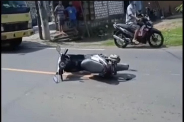 Tangis Pecah di Gresik,...