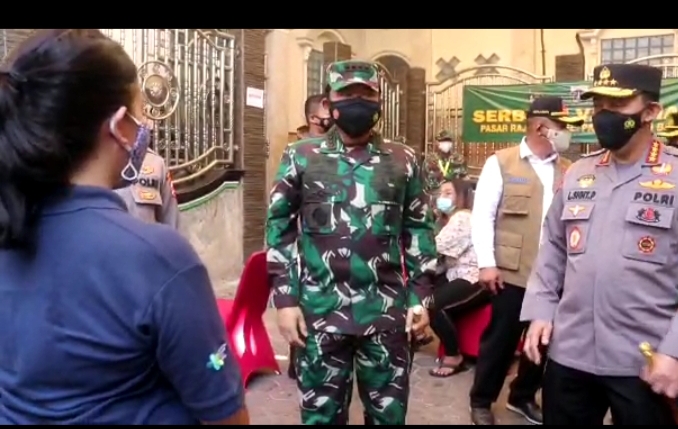 Panglima TNI Semangati...