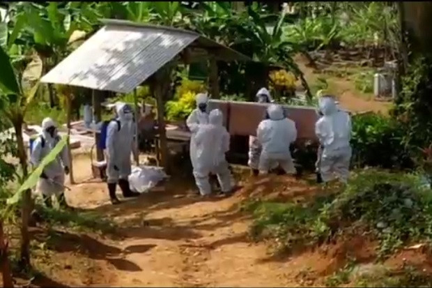 Tangis Pecah di Pangandaran,...