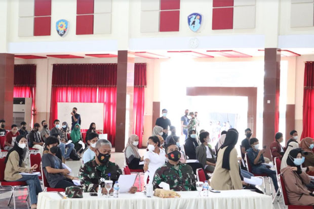 Koopsau II Gelar Vaksinasi...
