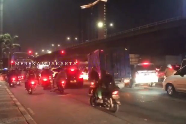 PPKM Darurat di Slipi,...